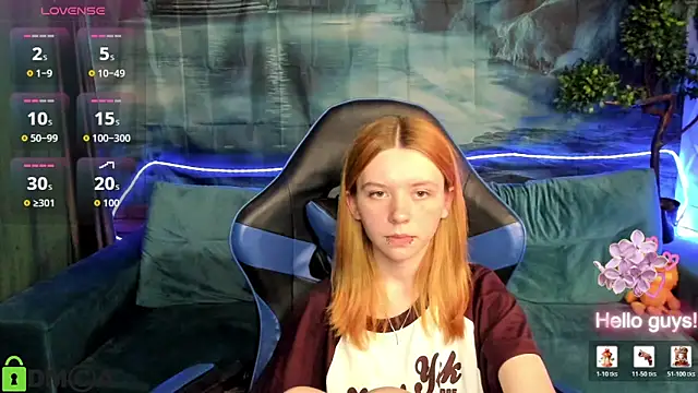 Snapshot of CarolInWonderland chatting on June 8, 2026, 1:00 pm CarolInWonderland online show from June 8, 2026, 1:00 pm