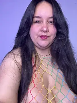 Snapshot of EvaBigBoobs chatting on June 28, 2026, 11:44 pm EvaBigBoobs online show from June 28, 2026, 11:44 pm