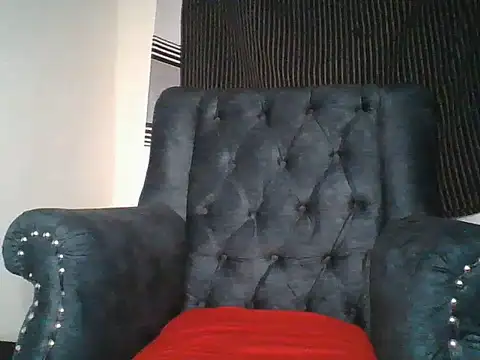 Snapshot of Ellah_simone chatting on June 16, 2026, 2:17 pm Ellah simone online show from June 16, 2026, 2:17 pm