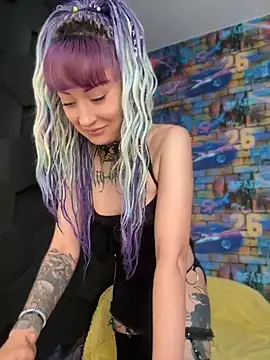 MoonAndDagger online show from June 8, 2026, 6:36 am