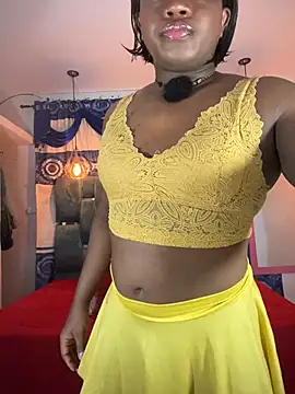 Snapshot of Fersecrettt_ chatting on June 23, 2026, 11:52 am Fersecrettt online show from June 23, 2026, 11:52 am