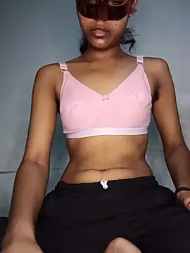 Snapshot of aapki_priya chatting on August 5, 2026, 4:01 pm aapki priya online show from August 5, 2026, 4:01 pm