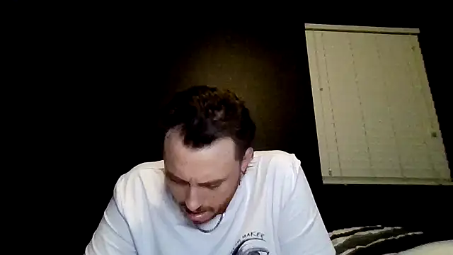Snapshot of Mikecloudyhawk chatting on July 1, 2026, 8:03 am Mikecloudyhawk online show from July 1, 2026, 8:03 am