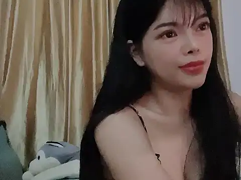 Karen8686 online show from June 22, 2026, 4:04 pm