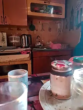 oksana72 online show from September 27, 2025, 5:46 am