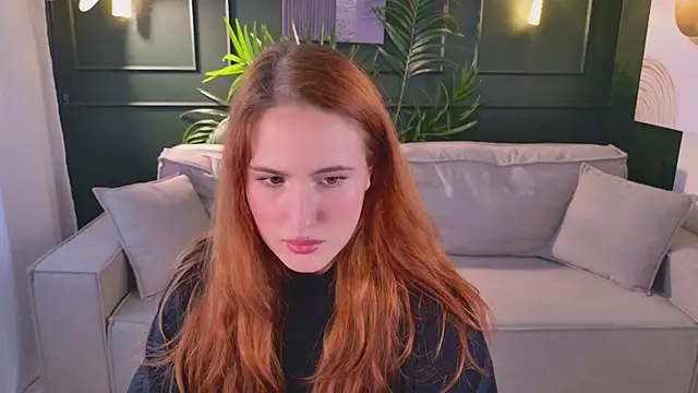 Snapshot of ChloeAster chatting on June 12, 2026, 1:53 pm ChloeAster online show from June 12, 2026, 1:53 pm