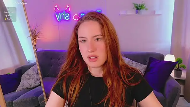 Snapshot of ChloeAster chatting on June 14, 2026, 1:34 pm ChloeAster online show from June 14, 2026, 1:34 pm