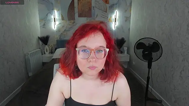 Aleks-casterrr online show from June 25, 2026, 5:07 pm