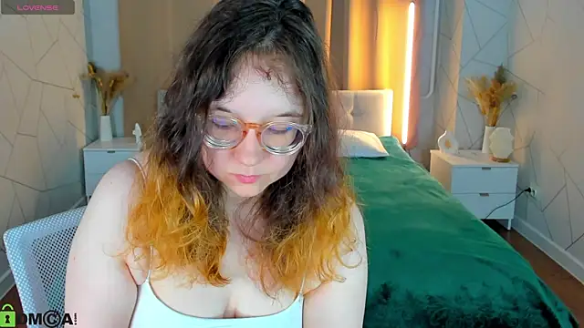 Aleks-casterrr online show from June 21, 2026, 5:30 pm