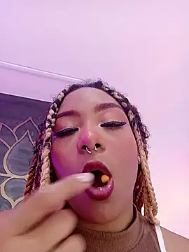 Snapshot of Aria_Peach_ chatting on August 8, 2026, 7:32 pm Aria Peach online show from August 8, 2026, 7:32 pm