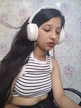 Queen Rosyy online show from July 11, 2026, 3:07 am