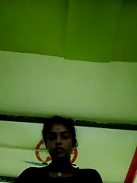 Snapshot of Hot_dia92 chatting on July 8, 2026, 7:14 pm Hot dia92 online show from July 8, 2026, 7:14 pm