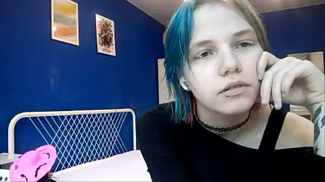 Snapshot of CandelaDelight chatting on June 10, 2026, 5:58 pm CandelaDelight online show from June 10, 2026, 5:58 pm