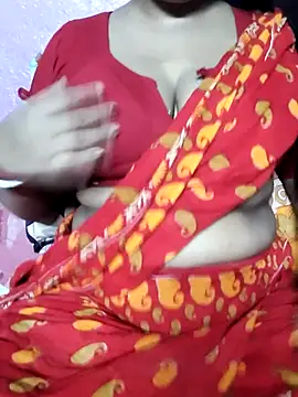 Snapshot of SWEETY-099 chatting on July 13, 2026, 8:35 am SWEETY-099 online show from July 13, 2026, 8:35 am