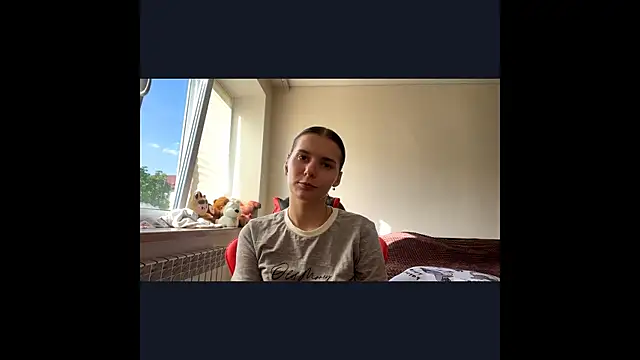 ValeriHornoff online show from June 9, 2026, 3:02 pm