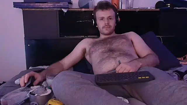 Snapshot of kinkyboipig chatting on June 11, 2026, 6:16 pm kinkyboipig online show from June 11, 2026, 6:16 pm