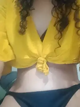 Snapshot of bonequinhaGatinha chatting on July 17, 2026, 10:51 pm bonequinhaGatinha online show from July 17, 2026, 10:51 pm