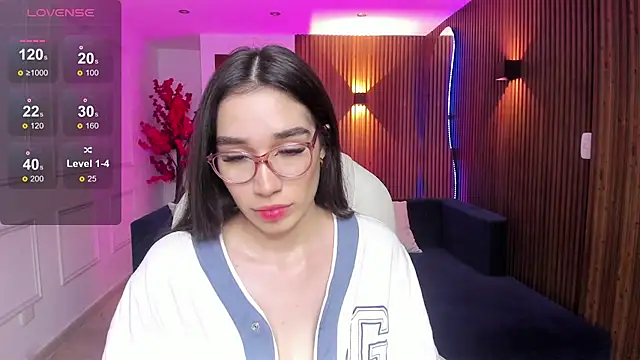 Snapshot of Emma_caarter_ chatting on June 30, 2026, 4:12 am Emma caarter online show from June 30, 2026, 4:12 am