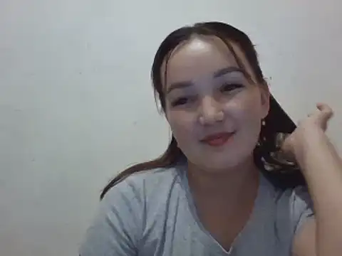 Snapshot of AnelyaMaya chatting on June 17, 2026, 7:02 pm AnelyaMaya online show from June 17, 2026, 7:02 pm