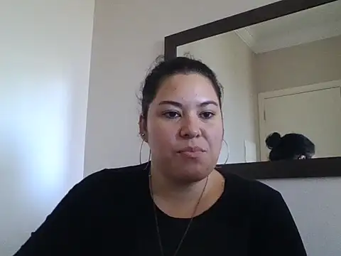 Snapshot of Natasha_Polaroid chatting on June 17, 2026, 1:32 pm Natasha Polaroid online show from June 17, 2026, 1:32 pm