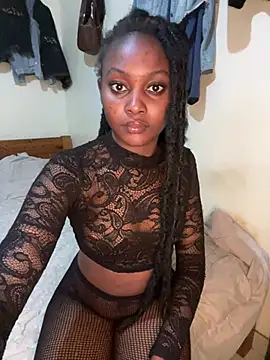 sexyyednaae online show from June 24, 2026, 5:22 pm
