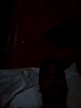 Snapshot of Rodri3913 chatting on July 10, 2026, 10:43 pm Rodri3913 online show from July 10, 2026, 10:43 pm