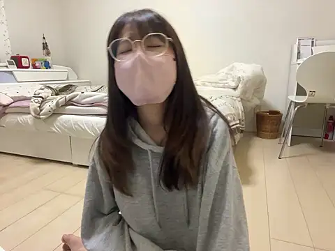 Snapshot of Sakura_Mochi38 chatting on June 14, 2026, 5:47 pm Sakura Mochi38 online show from June 14, 2026, 5:47 pm