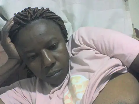 Snapshot of laula3030 chatting on August 4, 2026, 9:08 pm laula3030 online show from August 4, 2026, 9:08 pm