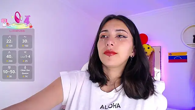 Snapshot of Camiila__1 chatting on July 9, 2026, 12:15 pm Camiila 1 online show from July 9, 2026, 12:15 pm