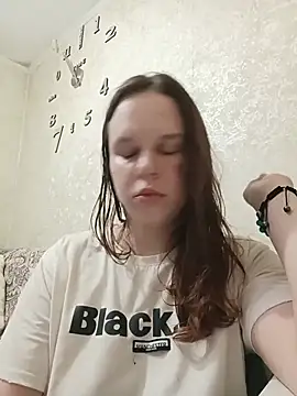 Sara liss online show from July 31, 2026, 2:47 pm