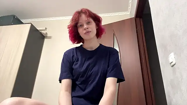 Snapshot of lullabyplump chatting on June 12, 2026, 3:54 pm lullabyplump online show from June 12, 2026, 3:54 pm