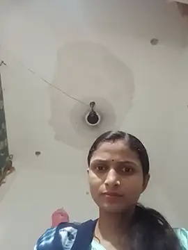 Snapshot of Smritiii chatting on July 6, 2026, 1:51 pm Smritiii online show from July 6, 2026, 1:51 pm