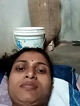 Snapshot of Smritiii chatting on July 2, 2026, 6:41 am Smritiii online show from July 2, 2026, 6:41 am