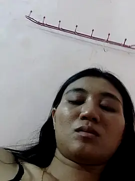 Snapshot of Rayya_4yy chatting on August 2, 2026, 4:48 pm Rayya 4yy online show from August 2, 2026, 4:48 pm