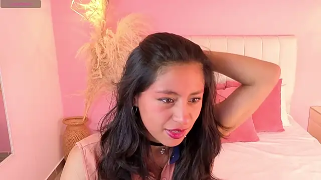 valeria  torres online show from June 12, 2026, 11:19 am