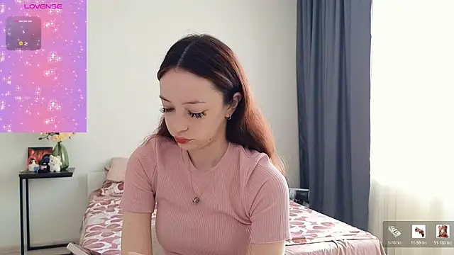 AyeHoney online show from July 21, 2026, 4:58 am