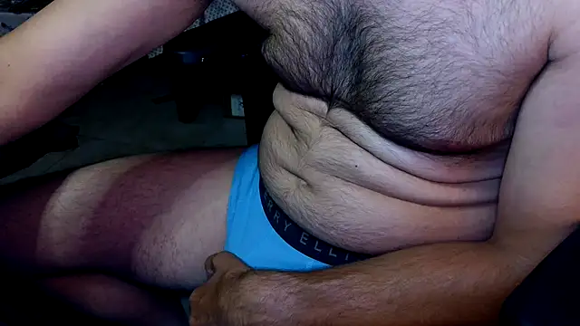 talltannhandsome online show from July 28, 2026, 12:48 pm