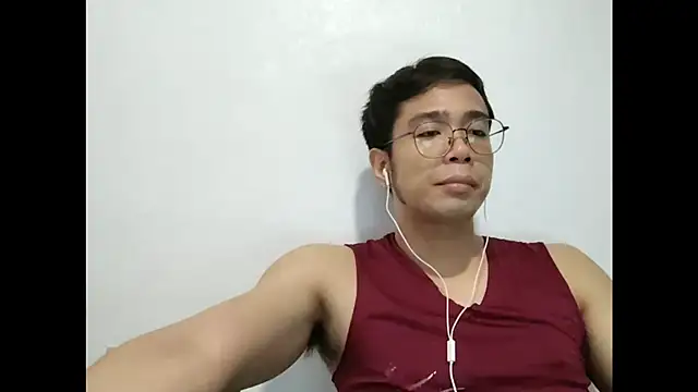 Snapshot of AsianMaster chatting on June 19, 2026, 10:43 am AsianMaster online show from June 19, 2026, 10:43 am