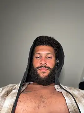 HungStr8Lightskin online show from July 2, 2026, 7:25 am