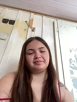 Snapshot of bella__hott chatting on July 28, 2026, 12:48 pm bella hott online show from July 28, 2026, 12:48 pm