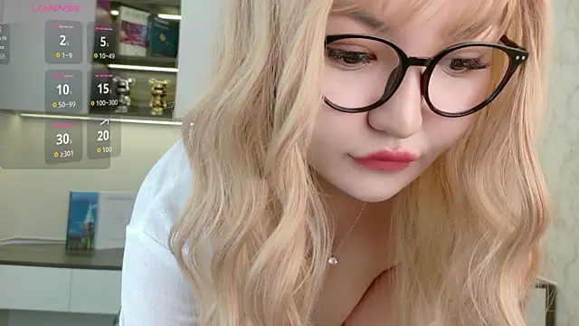 Snapshot of sakuraclover chatting on July 2, 2026, 12:22 pm sakuraclover online show from July 2, 2026, 12:22 pm