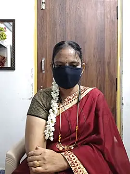 Snapshot of Tamil_white_beauty chatting on July 8, 2026, 7:58 pm Tamil white beauty online show from July 8, 2026, 7:58 pm