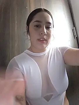 Snapshot of aisha_duque_ chatting on July 12, 2026, 10:32 pm aisha duque online show from July 12, 2026, 10:32 pm