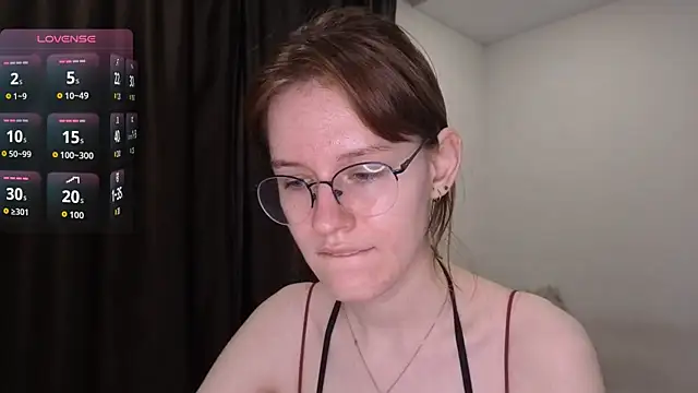 Snapshot of PliantMissus chatting on July 17, 2026, 9:34 pm PliantMissus online show from July 17, 2026, 9:34 pm