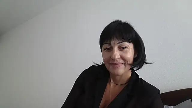 Snapshot of Lakomka499 chatting on August 3, 2026, 9:04 am Lakomka499 online show from August 3, 2026, 9:04 am