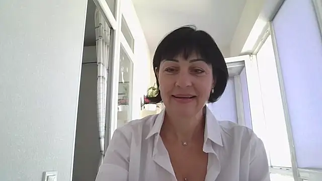 Snapshot of Lakomka499 chatting on June 19, 2026, 5:13 am Lakomka499 online show from June 19, 2026, 5:13 am