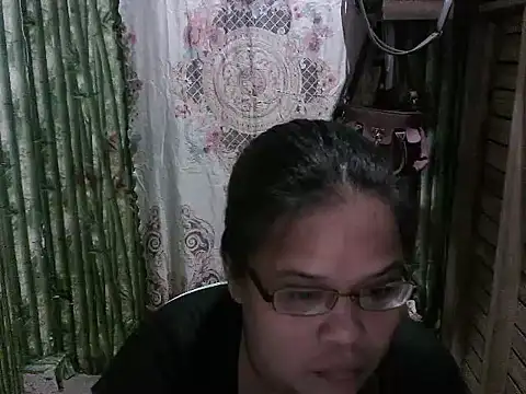 hottiebabe41 online show from July 21, 2026, 10:49 am