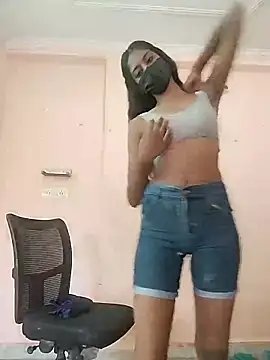 Snapshot of kavita_45 chatting on June 18, 2026, 11:37 am kavita 45 online show from June 18, 2026, 11:37 am