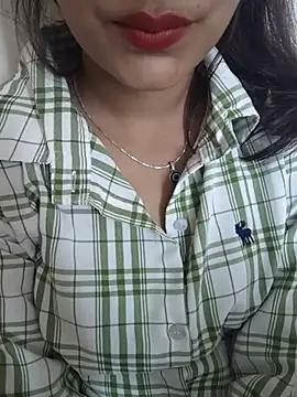 Snapshot of Ritika_jha01 chatting on July 17, 2026, 5:04 am Ritika jha01 online show from July 17, 2026, 5:04 am