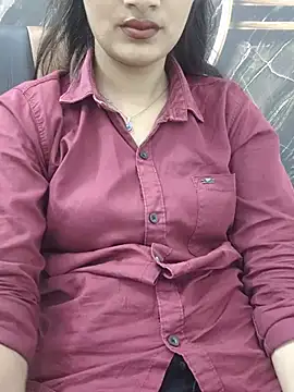 Snapshot of Ritika_jha01 chatting on July 4, 2026, 5:36 am Ritika jha01 online show from July 4, 2026, 5:36 am